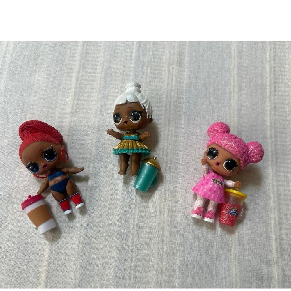 LOL Surprise Dolls 3 Dolls included w/3 Mini Drinking Cups